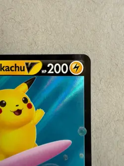 Pokemon TCG 2021 Celebrations Surfing Pikachu v Holo Rare Card 008/025 NM - Image 3