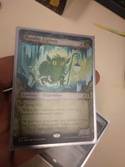Mutable Explorer (Showcase) Lorwyn Eclipsed Foil +1 Regular - Image 2