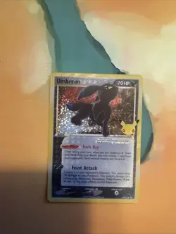Pokemon TCG: Umbreon Gold Star 17/17 Celebrations 25th Anniversary NM - Image 1