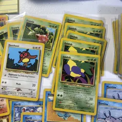 Pokemon TCG Mixed Lot Neo Genesis Common Good Condition Mixed Lot 32x - Image 4