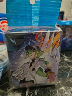 N’s Reshiram and Zekrom|Japanese pokemon center EXCLUSIVE deck box with dividers - Image 1