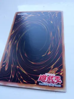 Yu-Gi-Oh! 1st Edition 2002 Dark Magician SDY-006 Asian English - Image 3