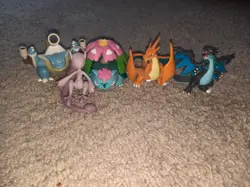 Tomy Nintendo Mega Pokemon Figures, Charizard Venusaur Blastoise and Mewtwo Lot - Image 1