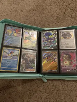 Vault X 4-Pocket Binder Mint Green with random Japanese/English Pokemon Cards - Image 3