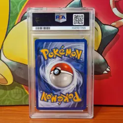 Moltres 30/10 -Legendary Collection Reverse Holo - PSA 8 - WoTC Pokemon Card - Image 2