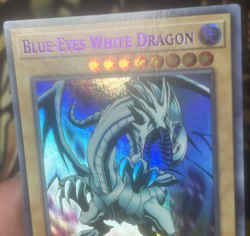 Yugioh: Blue-EYes White Dragon - LDS1-EN001 (Purple) - Ultra Rare 1st Edition NM - Image 3