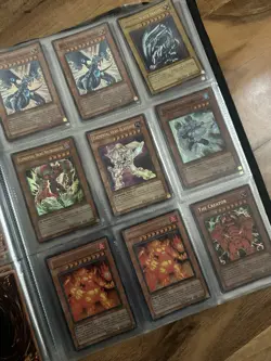 Konami Yu-Gi-Oh! TCG Vintage Card Collection - Image 5