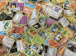 2.5LB Lot of Mixed Pokemon Cards TCG CCG in Collectible Sword & Shield SwSh Box - Image 3