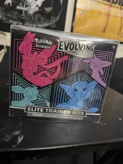 Nintendo Pokemon TCG Sword & Shield Evolving Skies Elite Trainer Box - 8 Packs 820650808944 - Image 1