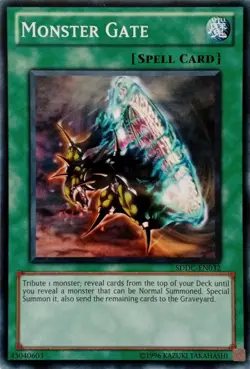 SDDC-EN032 MONSTER GATE COMMON UNLIMITED EDITION YuGiOh CARD - Image 1