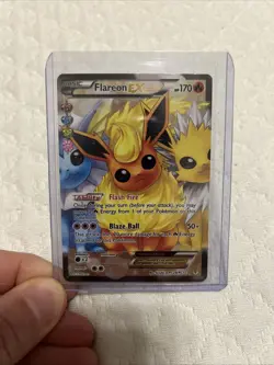 Pokemon TCG Flareon EX Ultra Rare Holo Full Art Card RC28/RC32 Generations - Image 1