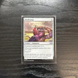 Skullclamp Commander: Tarkir: Dragonstorm Regular - Image 1