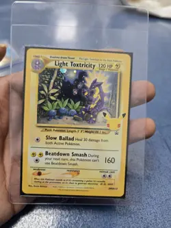 POKEMON CELEBRATIONS LIGHT TOXTRICITY COSMOS HOLO SWSH137 - Image 4