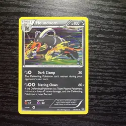 Pokemon HOUNDOOM 56/101 HOLO Rare Plasma Blast Black & White Card NM/M - Image 1