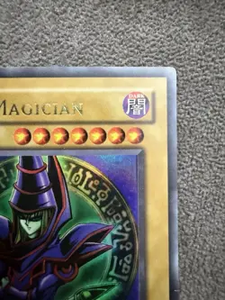 Dark Magician LOB-005 The Legend of Blue Eyes White Dragon Unlimited - Image 3