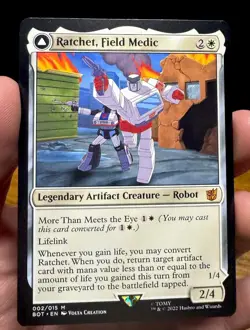 Ratchet, Field Medic Mythic -Universes Beyond: Transformers 2 NM never played - Image 1