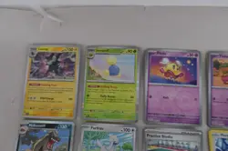 Pokemon Trading Card Lot of 100 "20 Holos" Various Sets (J4113G) - Image 2