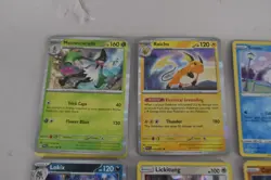 Pokemon Trading Card Lot of 100 "20 Holos" Various Sets (J3026G) - Image 2