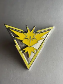 Pokemon Official Pin - Team Instinct Zapdos Badge Team Instinct Collection Box - Image 1