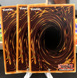 x3 Gorgon of Zilofthonia DUAD-EN050 - Secret Rare 1st Edition NM (Yu-Gi-Oh) - Image 2