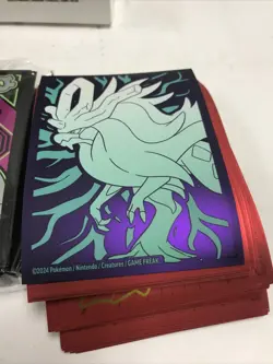Pokemon CHARIZARD Collectors Tin Lunch Box No Dents - Image 5