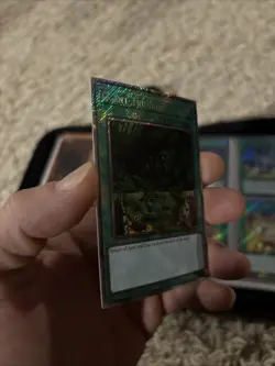 Giant Trunade Platinum Secret Rare Card RA03-EN097 - Image 2