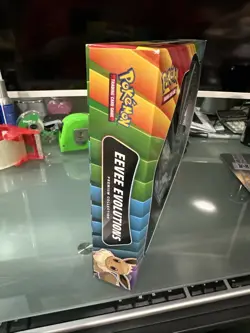 Pokemon Eevee Evolutions Premium Collection Box New Sealed Sword & Shield TCG - Image 4