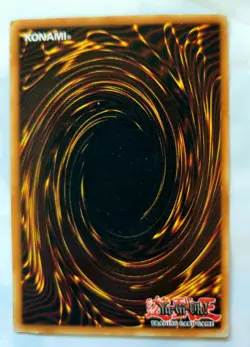 Yugioh Dragon Master Knight UE02-EN001 Ultra Rare Limited Edition LP - Image 3