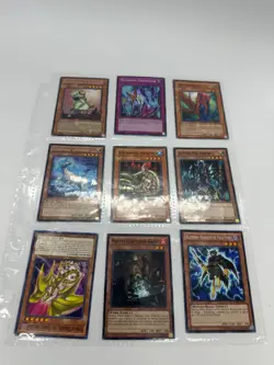 Lot Of 200+ Vintage 90s Yu-Gi-Oh Cards - Image 3