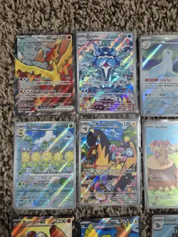 Pokemon TCG 17 Card Rare Lot - Illustrations, Full Arts, Trainers, Charizard, EX - Image 2