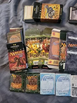 Magic The Gathering Lot! *DECKS INCLUDED NOT COMPLETE* Boxs In Various Condition - Image 2