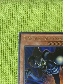YUGIOH TOON SUMMONED SKULL ULTRA RARE NM SRL-EN073 25TH ANNIVERSARY REPRINT - Image 2