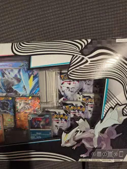 Pokemon TCG: Pokemon Unova Heavy Hitters Premium Collection (Costco Exclusive) - Image 3