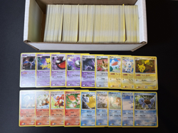 Huge Collection Bulk Lot of 600+ Mid-Era Diamond & Pearl Pokemon Cards Vintage - Image 1