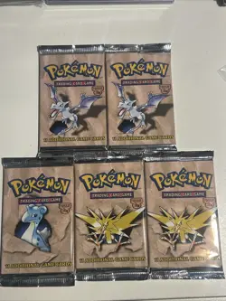 Pokemon TCG: Fossil Booster Pack - Lot of 5 unweighed* One Owner Bought In 1999 - Image 1