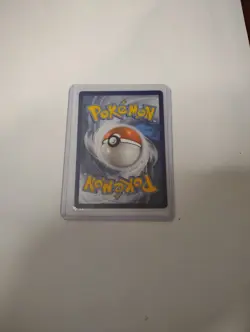 Pokemon TCG - Fighting Energy 233/198 - Gold Secret Rare - SWSH Chilling Reign - - Image 2
