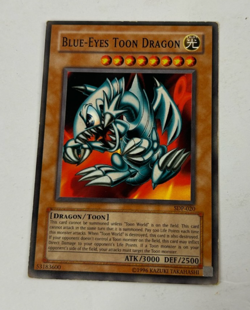 Yu-Gi-Oh TCG Blue-Eyes Toon Dragon SDP-020 - Image 1