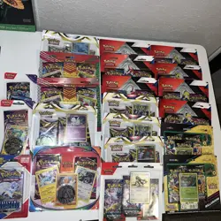 Pokemon Blisters Packs 21x + Crown Zenith, Pins, Promo 47 packs of cards in all. - Image 2