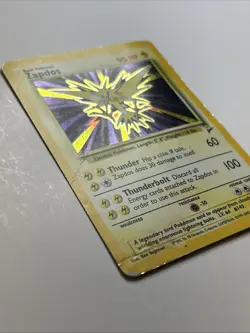 Pokemon TCG Zapdos Holo Rare Unlimited Card 20/130 Base Set 2 - Image 1