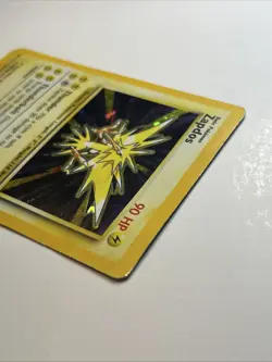 Pokemon TCG Zapdos Holo Rare Unlimited Card 20/130 Base Set 2 - Image 3