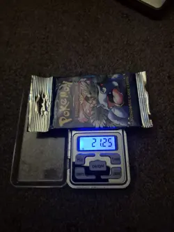 21.25g Wizards of the Coast Pokemon Base Set Booster Pack 742818061582 - Image 1