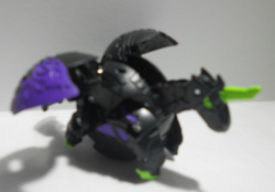 Bakugan Pegatrix Black Darkus Battle Planet B200 - Card - 2 cores - Image 3