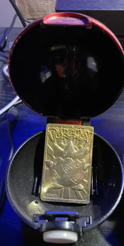 4 Pokemon Burger King Gold Plated Cards and Pokeballs - Image 5