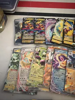 Pokemon Card Lot 145 Cards V, VSTAR, TRAINER, GOLD, FULL ART, EX, Radiant, Shiny - Image 2