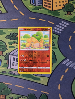 Numel Rev Holo DITTO UNPEELED 013/078 Pokemon Go Pokemon TCG Sword Shield - Image 1