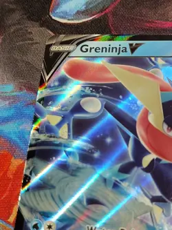 Pokemon TCG Greninja v Fusion Strike Holo Ultra Rare Card 073/264 - Image 2