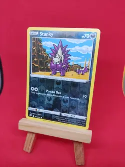 114/192 Stunky Reverse Holo Rebel Clash Pokemon TCG Card Sword & Shield SWSH - Image 2