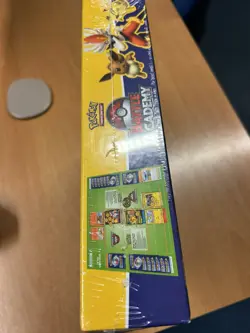 Pokemon Battle Academy (2022) Trading Card Game Starter Set. New and sealed - Image 2
