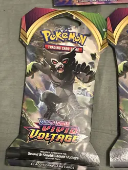 Pokemon TCG Sword and Shield Vivid Voltage Blister Pack Lot of 5 Sealed Packs - Image 2