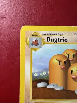 Dugtrio 19/102 Shadowless 1st Edition Base Set Pokemon Card HP No Creases - Image 3